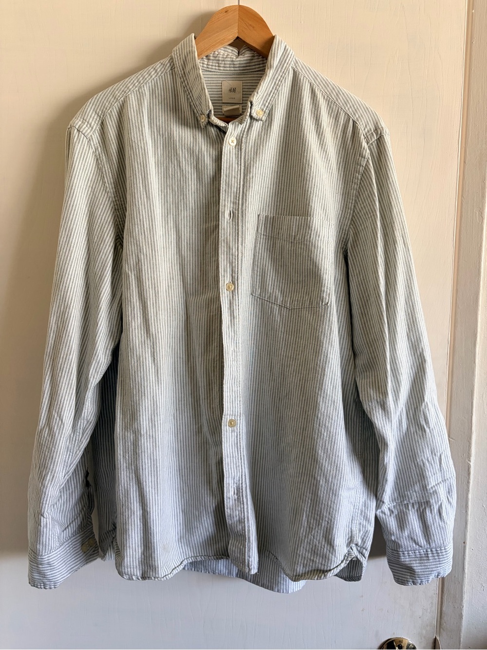 H&M Men's Light green and White Thin-Striped Button-Down Shirt